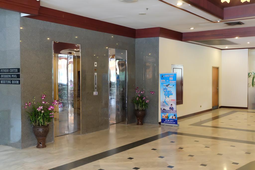Tarin Hotel Csiangmaj Kültér fotó